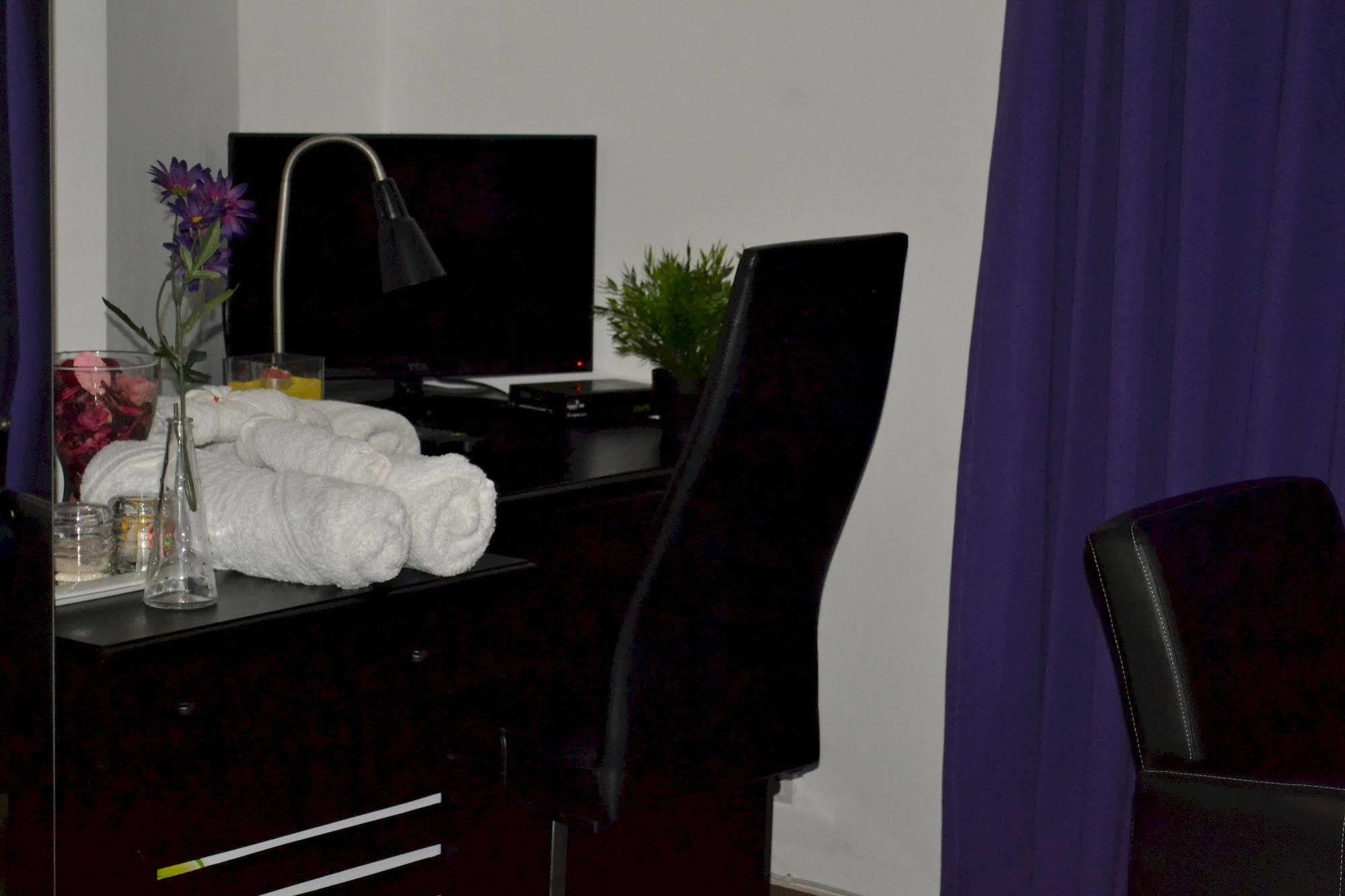 נוגגודה Oyo 437 Amali Residence מראה חיצוני תמונה