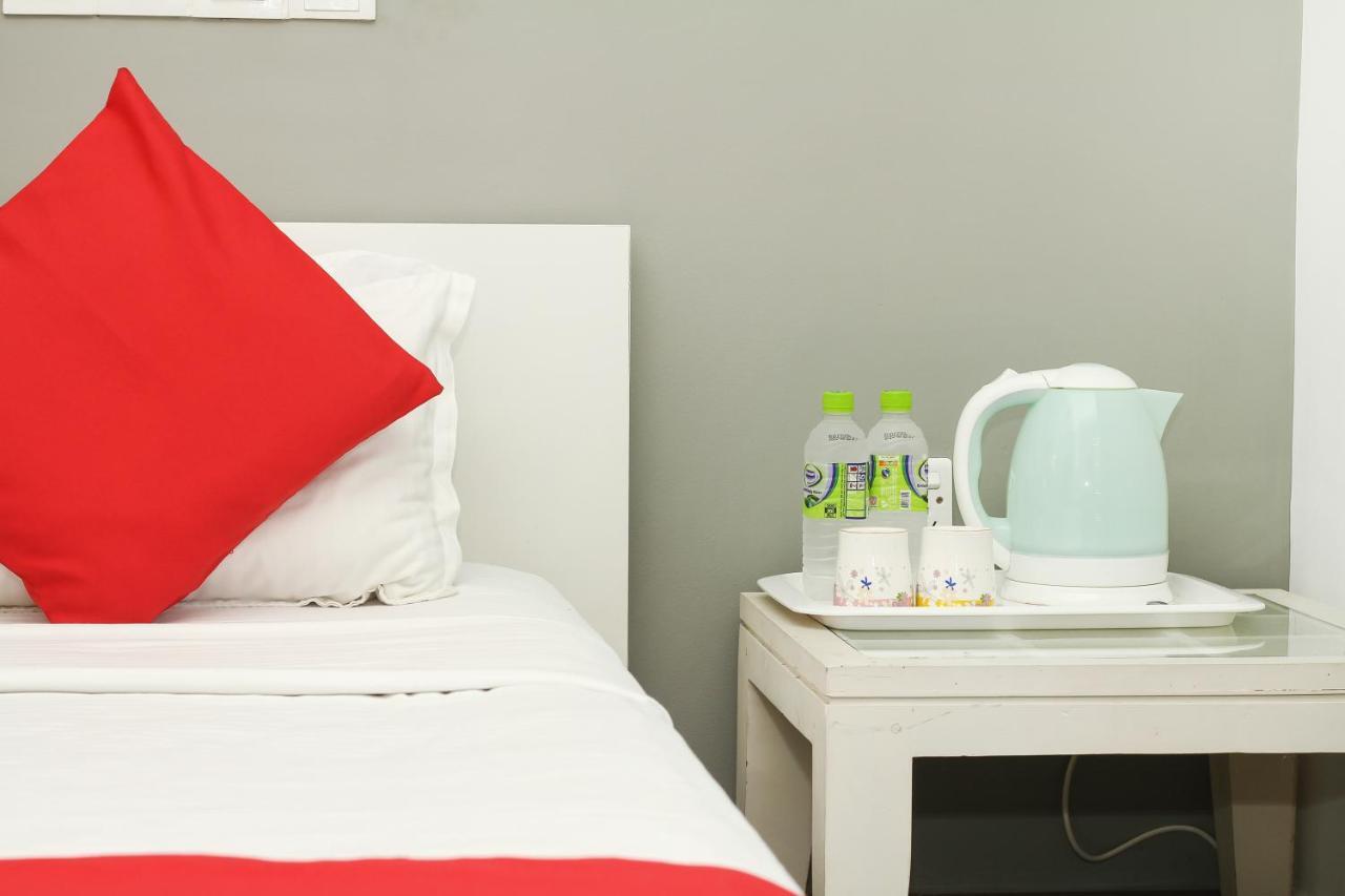 נוגגודה Oyo 437 Amali Residence מראה חיצוני תמונה